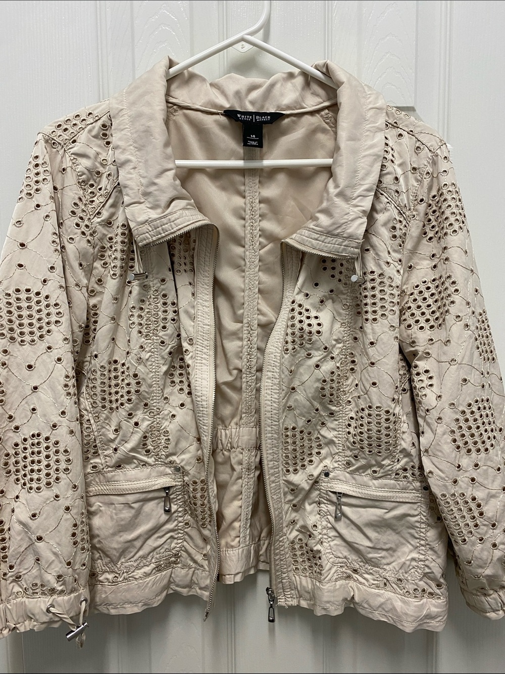 White House Black Market Beige Eyelet Zip Crop Jacket